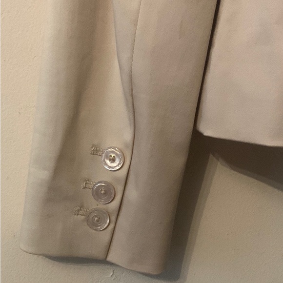 Robert Graham Tan Sateen Blazer 🔥 - Picture 8 of 11